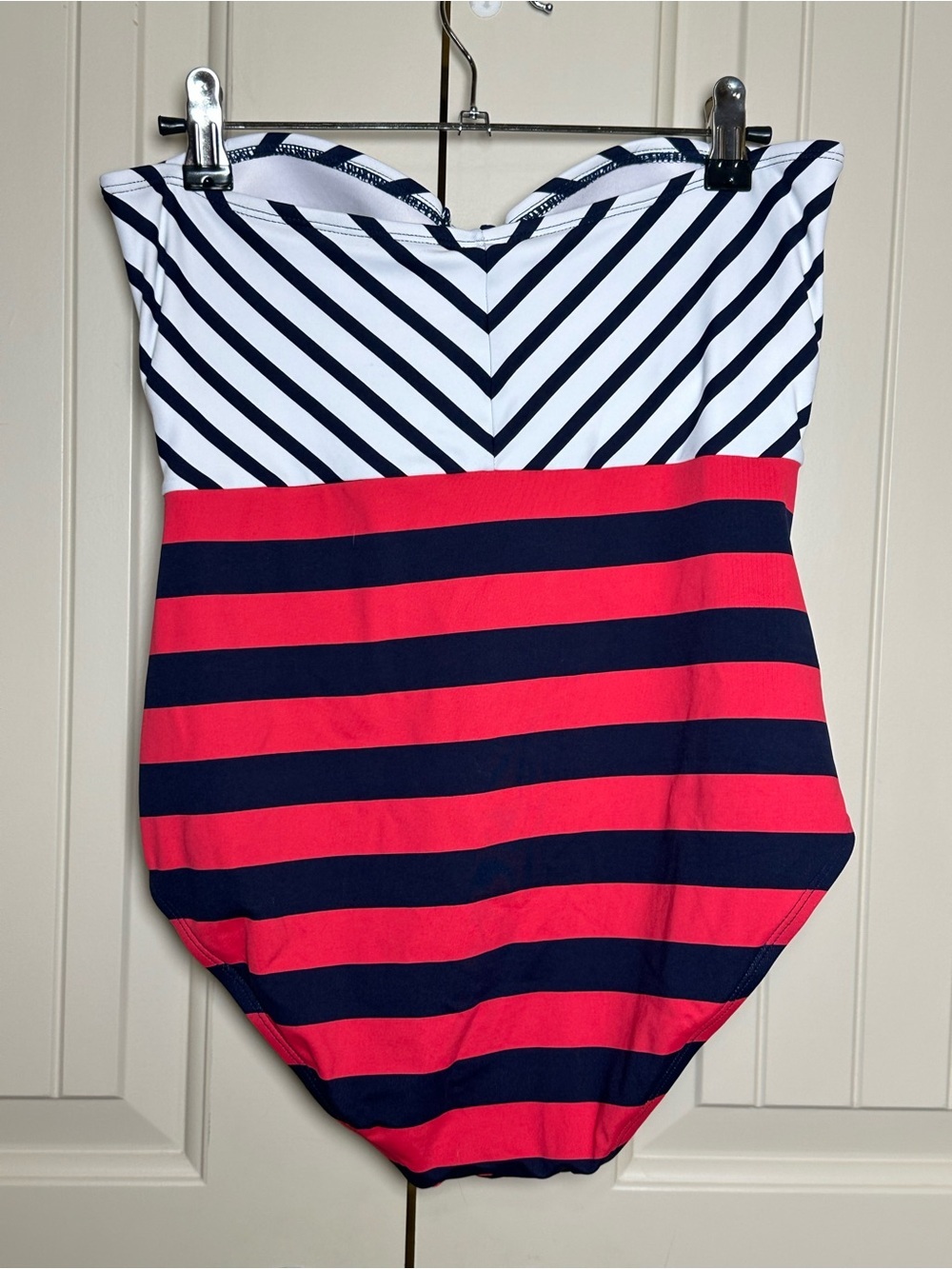 Tommy Bahama Channel Surfing Strapless One-Piece Swimsuit Size 8 Coral Red, Navy - Picture 8 of 16